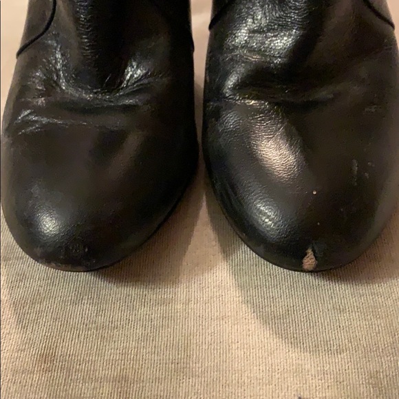 Nine West Black Leather Booties 8 - Picture 4 of 7